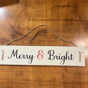 Merry & Bright Wall Hanging Sign